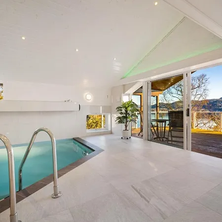 Villa Arboretet - Seaside Villa With Private Pool & Infrared Sauna In The Heart Of Arboretet, Bergen Exterior foto